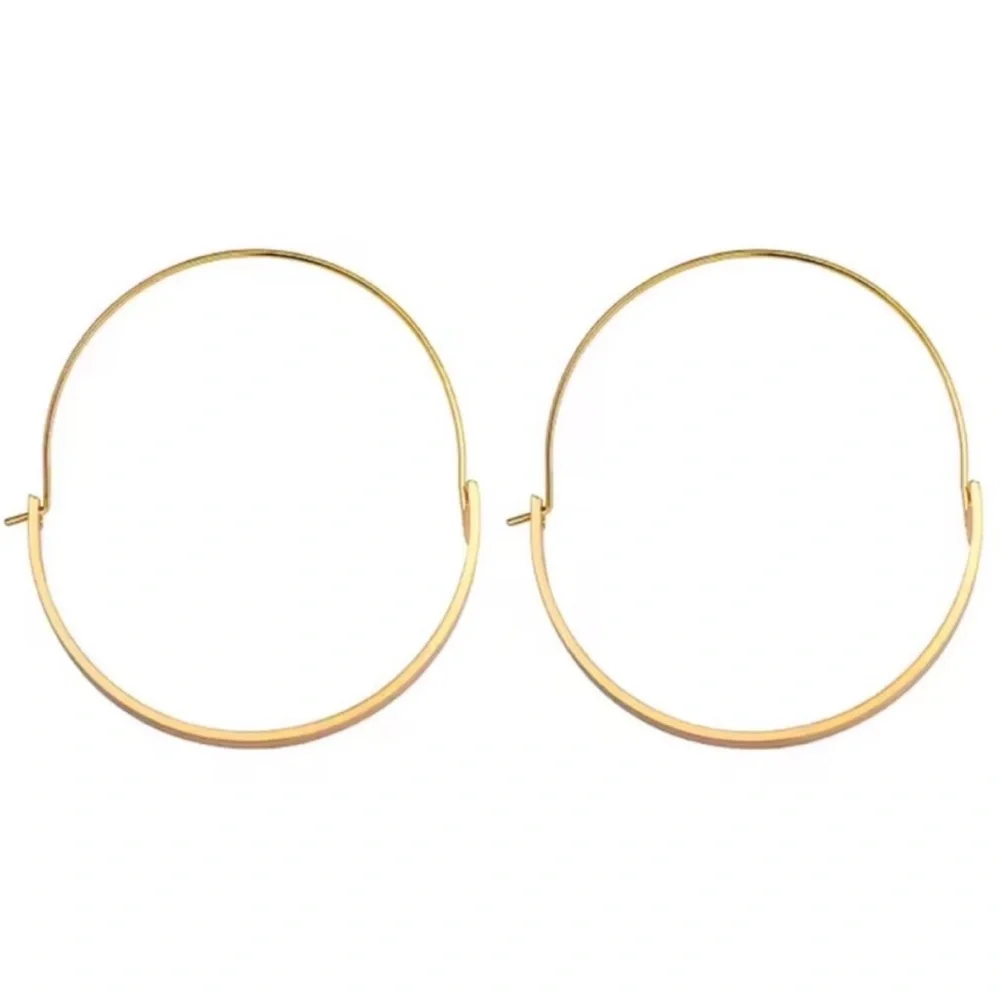 New! Gold Annalise Hoop Earrings (3010) NWOT - Picture 2 of 4